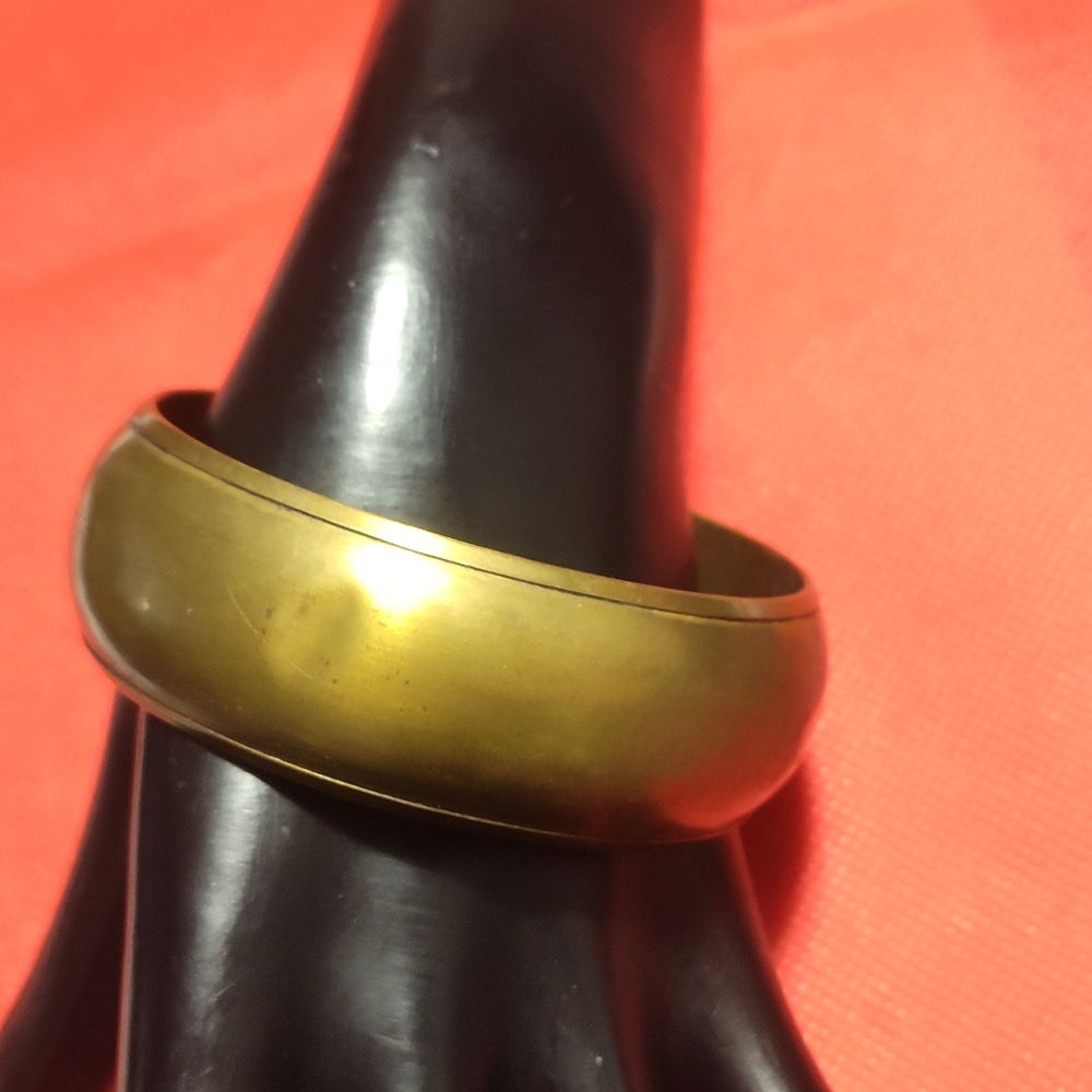 1970s Vintage Brass Bangle Bracelet